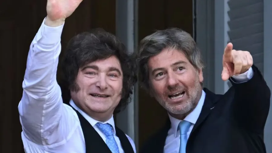 mahiiques.jpg